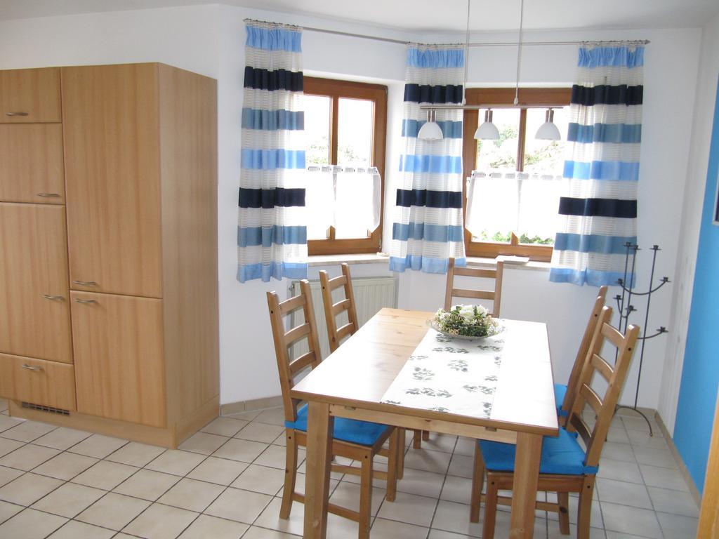 Ferienwohnung Weigert Sinzing 객실 사진